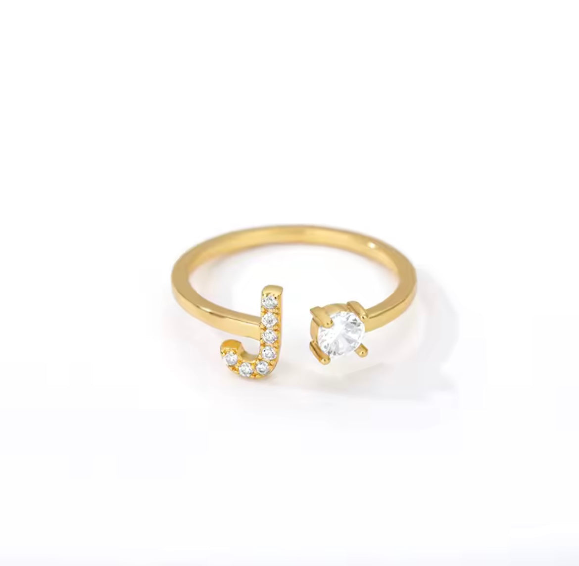 Anillo Letra con Circonita