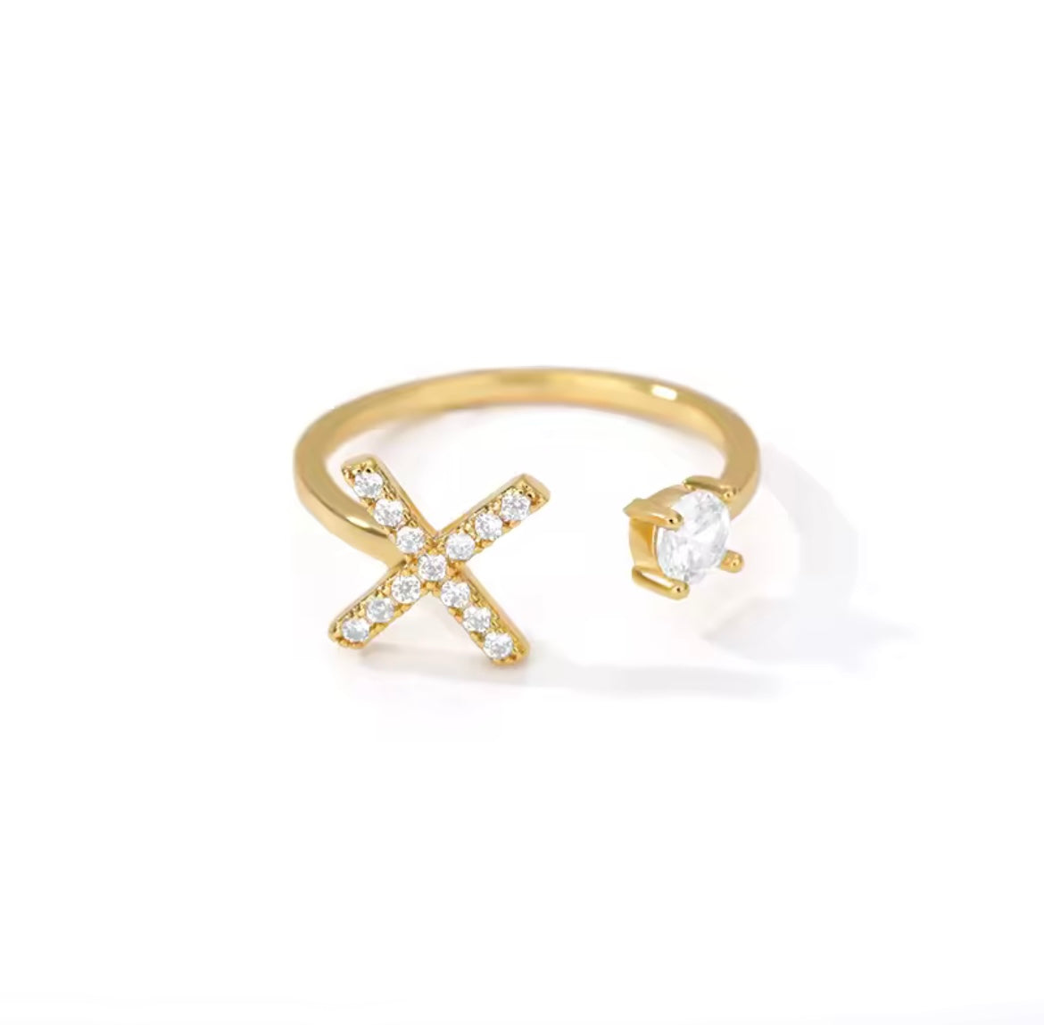 Anillo Letra con Circonita